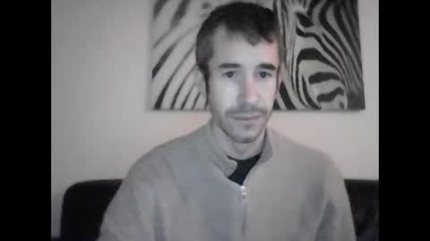 flyhigh92 online show from December 25, 11:33 am