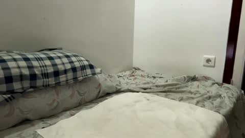 flylen online show from January 19, 9:02 pm