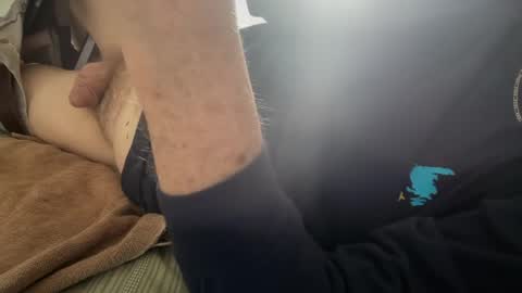 fnkywht60smthng_ online show from April 11, 8:45 pm