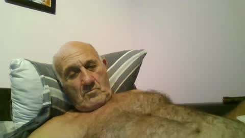 follador1001 online show from June 28, 8:26 pm