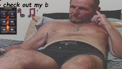 Snapshot of forexxxx_man chatting on October 22, 2:37 am doc online show from October 22, 2:37 am