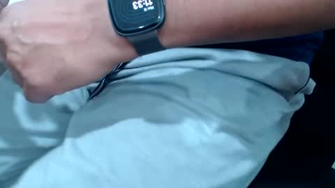 foster19422002 online show from January 12, 4:33 pm