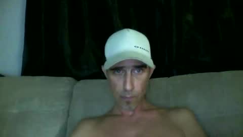 fouraide42 online show from March 11, 5:36 am