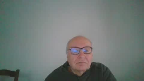 Snapshot of fra94 chatting on February 14, 2:23 pm fra94 online show from February 14, 2:23 pm