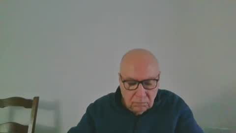 Snapshot of fra94 chatting on February 27, 2:10 pm fra94 online show from February 27, 2:10 pm