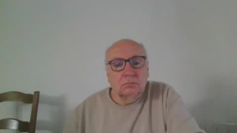 Snapshot of fra94 chatting on October 1, 2:10 pm fra94 online show from October 1, 2:10 pm