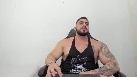 frank_foxx1 online show from March 28, 2:45 am