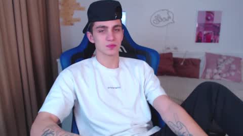 Frank online show from December 13, 3:27 am