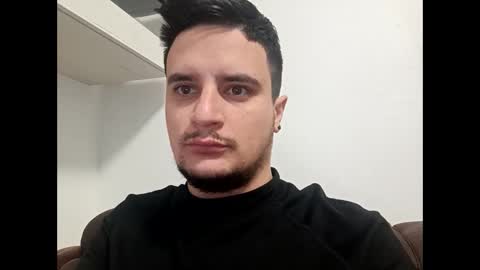 fraromeo2 online show from December 31, 5:29 pm