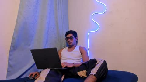 JOSSY online show from April 9, 5:27 am