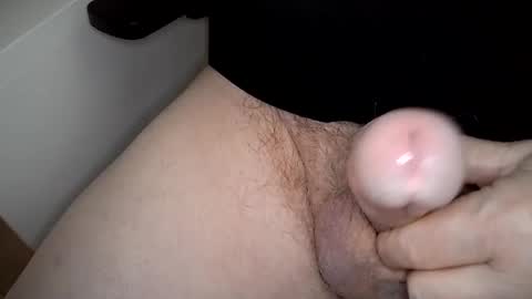 freddie300 online show from March 31, 8:27 am