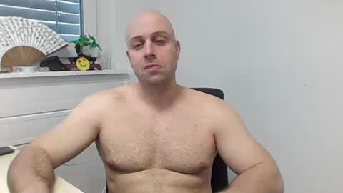 Snapshot of freddow chatting on January 30, 2:58 pm freddow online show from January 30, 2:58 pm