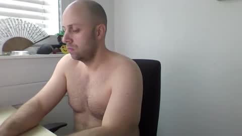 Snapshot of freddow chatting on January 14, 1:28 pm freddow online show from January 14, 1:28 pm