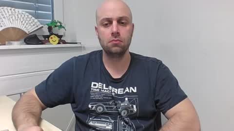 Snapshot of freddow chatting on February 6, 2:26 pm freddow online show from February 6, 2:26 pm