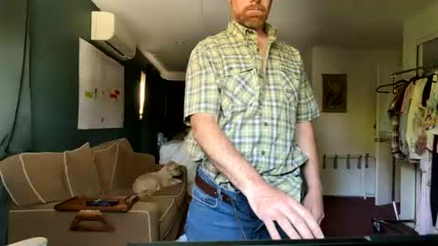Freddy online show from July 8, 11:20 pm