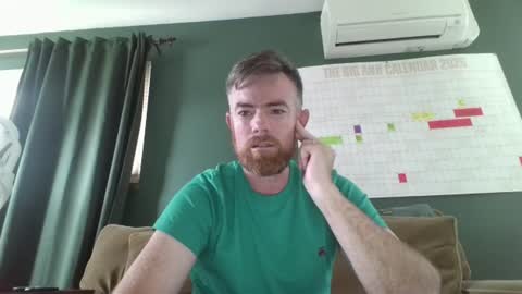 Freddy online show from August 2, 11:47 pm