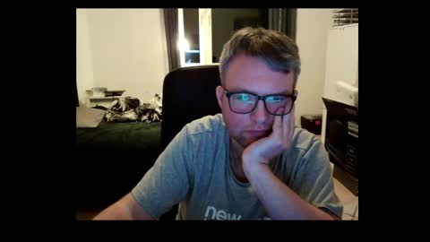 Fredrik online show from December 27, 11:21 pm