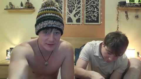 French Horny Bibs online show from January 15, 8:44 pm