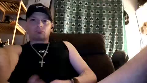 fresh10ne7 online show from April 9, 9:15 am