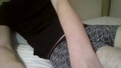 friendly_frank_18 online show from February 25, 9:46 pm