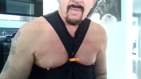 bob online show from April 16, 4:07 pm