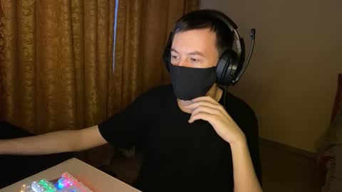 froztai online show from December 17, 5:14 am