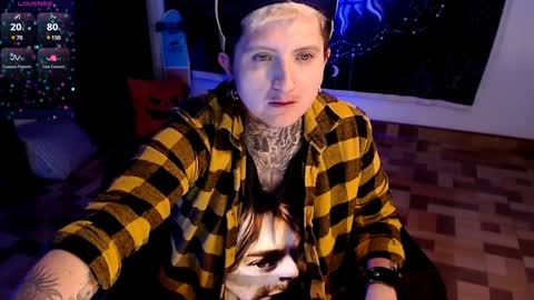 Snapshot of ftmblueyes chatting on December 20, 1:47 am          HEHIM  online show from December 20, 1:47 am