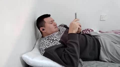 Fuckdirtymen online show from January 12, 11:25 am