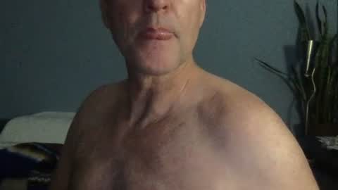 Snapshot of fuertecock chatting on March 6, 3:57 am Gregorio online show from March 6, 3:57 am