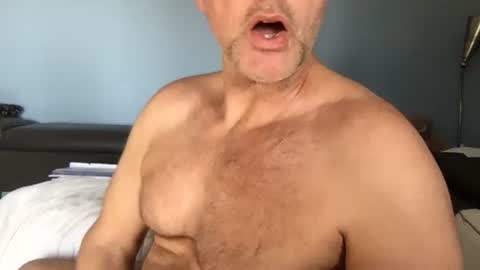 Snapshot of fuertecock chatting on December 8, 10:36 pm Gregorio online show from December 8, 10:36 pm