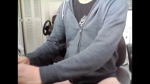 Snapshot of funtimes3957 chatting on March 8, 8:13 pm Funtimes3957 online show from March 8, 8:13 pm