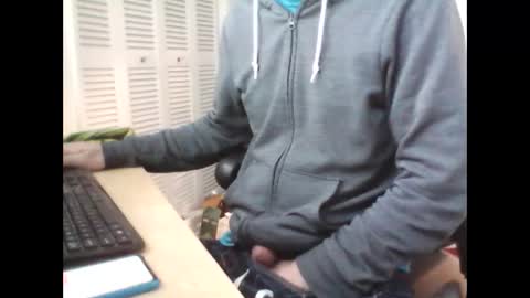 Snapshot of funtimes3957 chatting on December 28, 9:40 pm Funtimes3957 online show from December 28, 9:40 pm