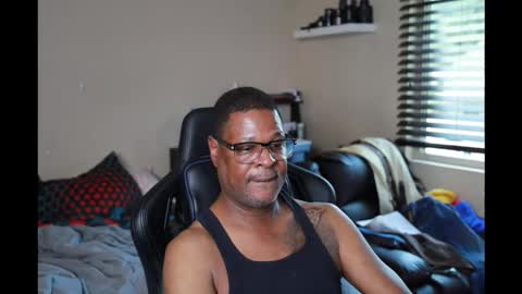 seldom seen online show from January 6, 11:31 pm