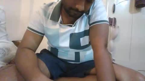 Snapshot of g0lu_ chatting on October 31, 10:40 am Nunnu online show from October 31, 10:40 am