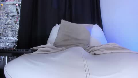 Gadiel online show from September 24, 2:00 am