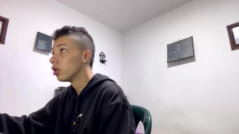 gadiel_sex online show from April 28, 10:14 pm