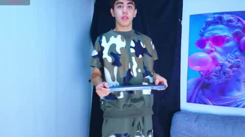 Gael Moon online show from March 2, 4:01 am