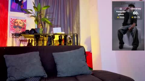 Gael Conner online show from April 3, 3:25 am