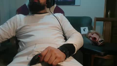 your master online show from December 18, 12:21 am