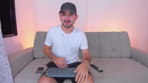 gal_stone_ online show from March 7, 4:10 am