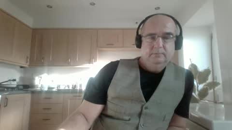 galacx online show from December 14, 11:18 am