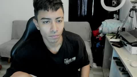 game__over420 online show from December 23, 9:40 pm