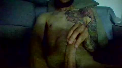 garyreal1990 online show from May 23, 4:51 am