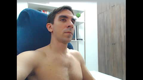 gatosarado23 online show from October 27, 5:32 am