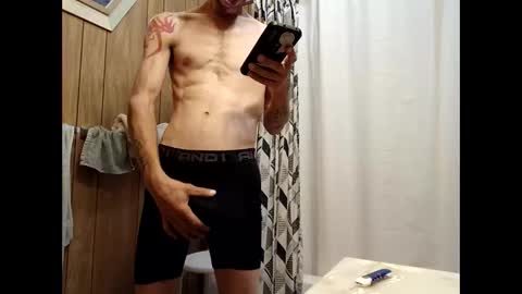 Snapshot of gatz21590 chatting on September 22, 7:35 pm gatz21590 online show from September 22, 7:35 pm