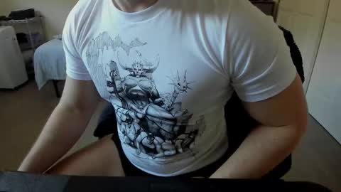 Gay Muscle online show from November 30, 10:23 pm