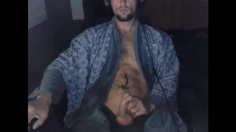 Snapshot of genie_lamps chatting on March 5, 10:23 pm Edouard online show from March 5, 10:23 pm