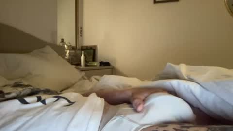 Gentle Stranger online show from July 5, 7:59 am