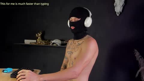 independent model online show from March 20, 8:12 pm