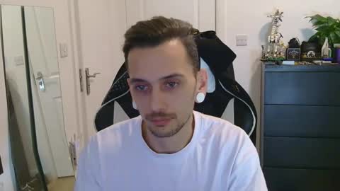 georgek0011 online show from November 7, 10:13 pm